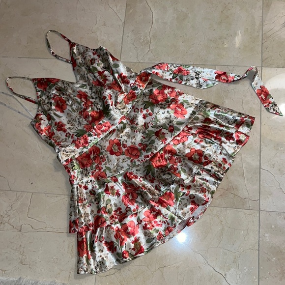Lulus Pants - LULU’s Floral Romper